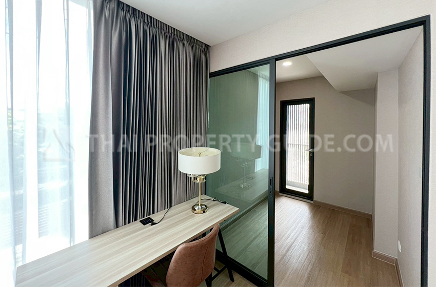 Apartment in New Petchburi 