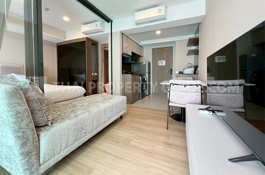 Apartment in New Petchburi