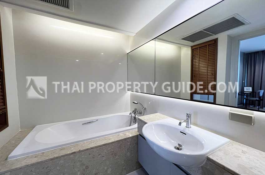 Apartment in Ploenchit 