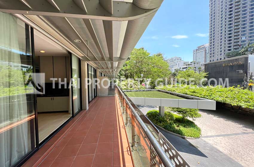 Apartment in Ploenchit 