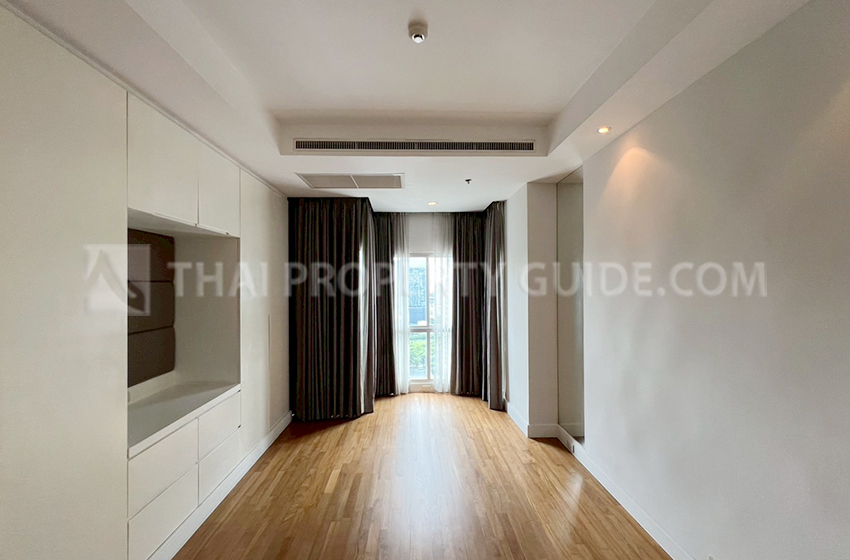 Apartment in Ploenchit 