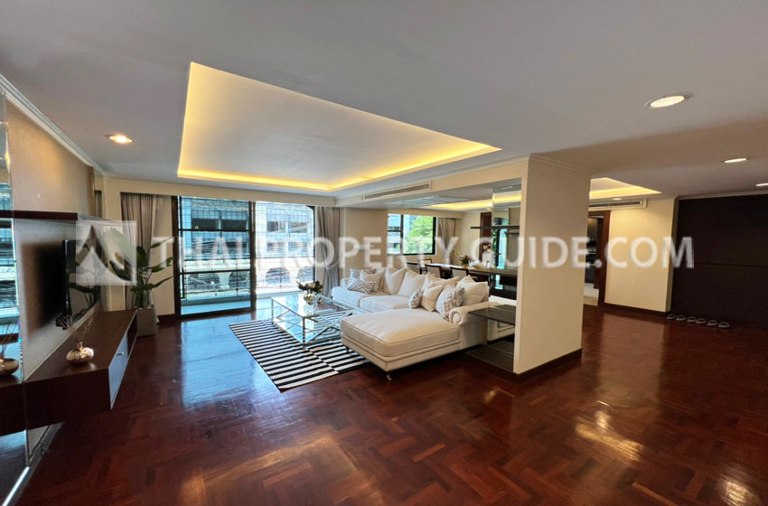 Apartment in Ploenchit 