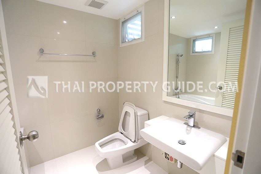 Apartment in Ploenchit 
