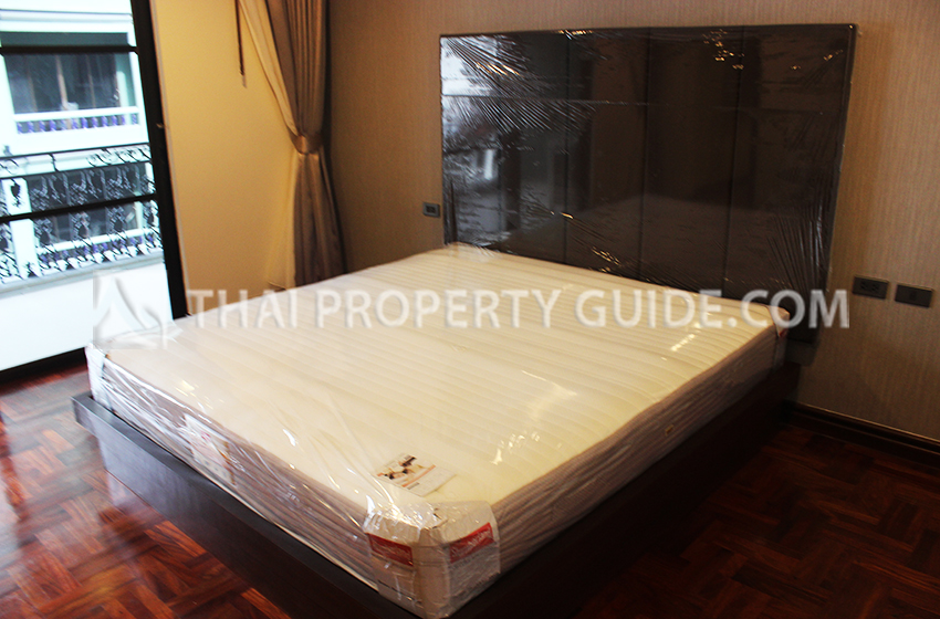 Apartment in Ploenchit 