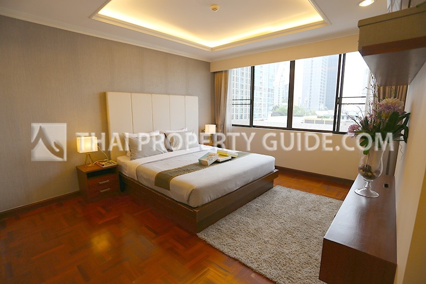 Apartment in Ploenchit 