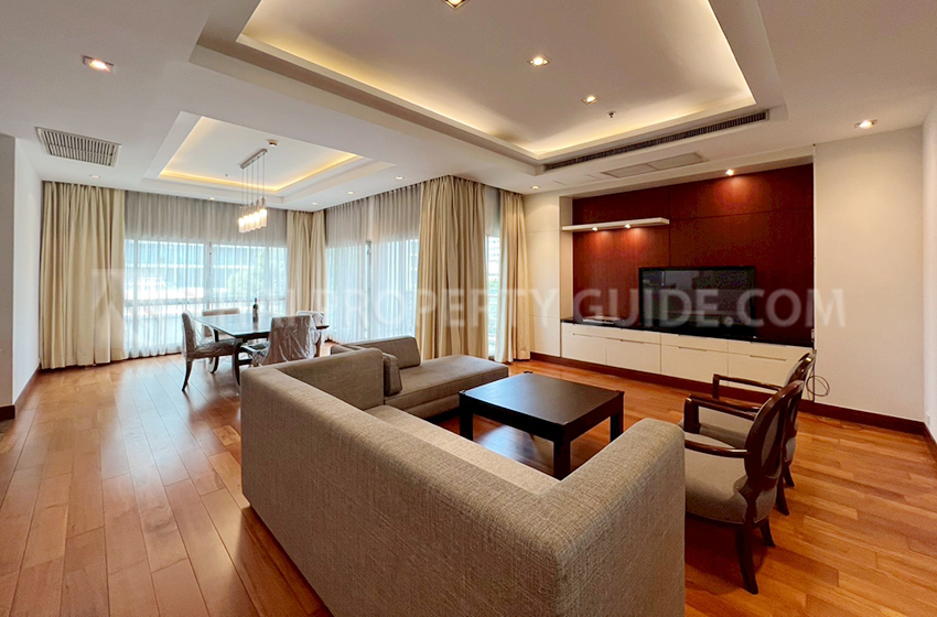 Apartment in Ploenchit