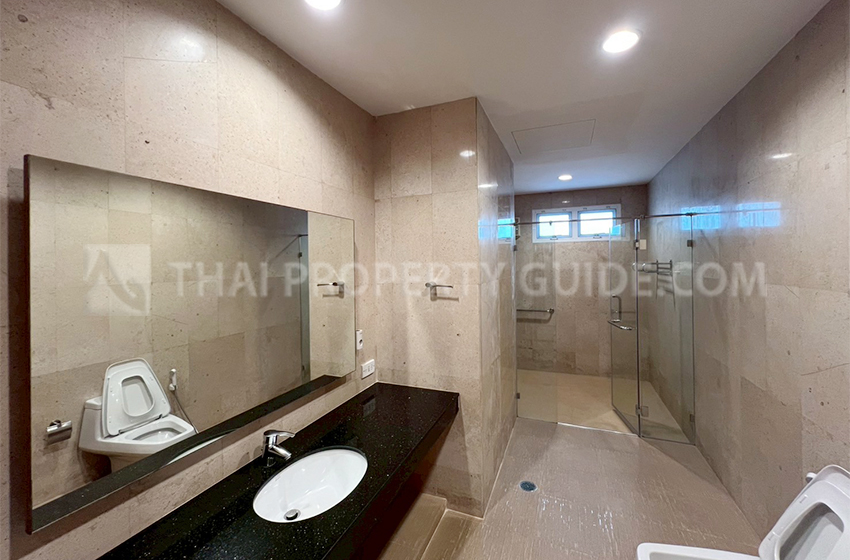 Apartment in Sathorn 