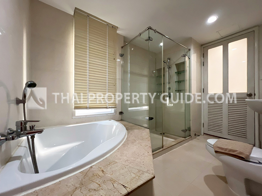Apartment in Sathorn 