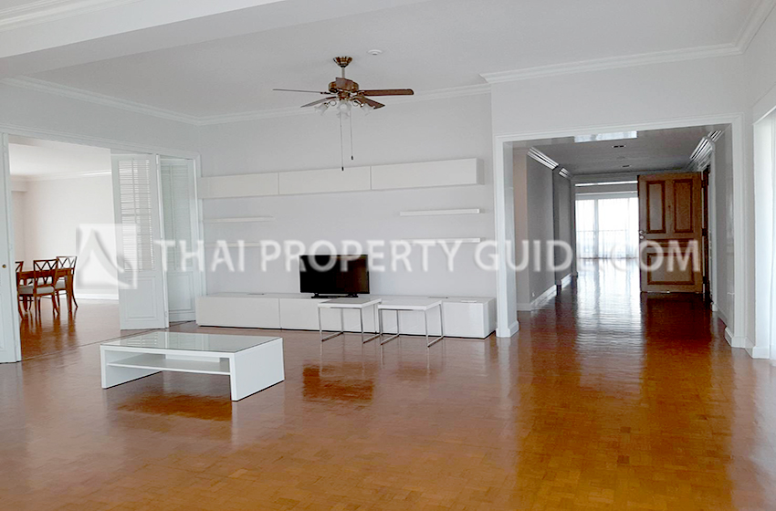 Apartment in Sathorn 
