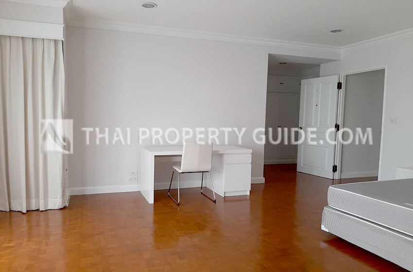 Apartment in Sathorn 