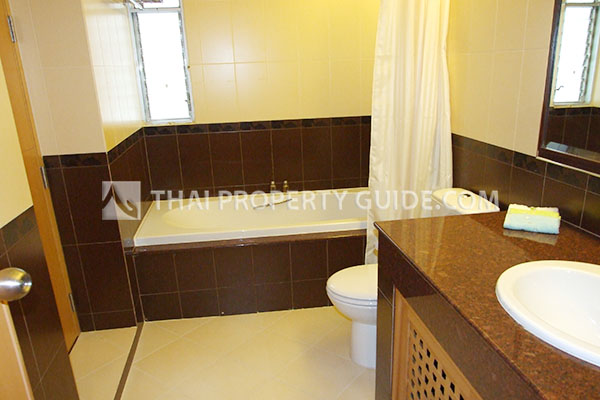 Apartment in Sathorn 