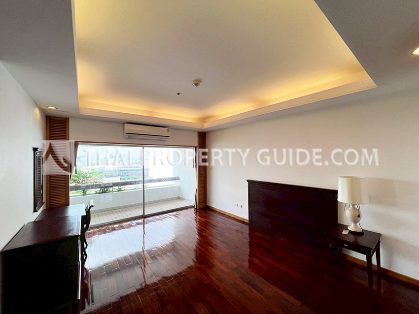 Apartment in Sathorn 
