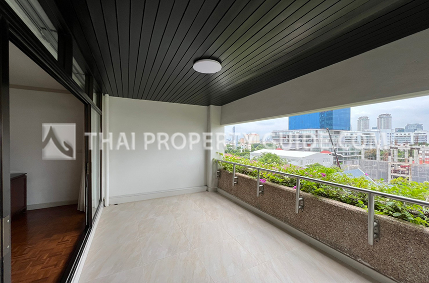 Apartment in Sathorn 