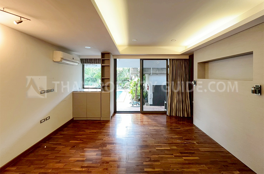 Apartment in Sathorn