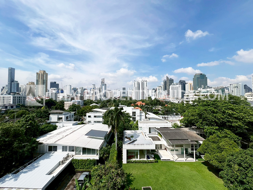 Apartment in Sukhumvit 