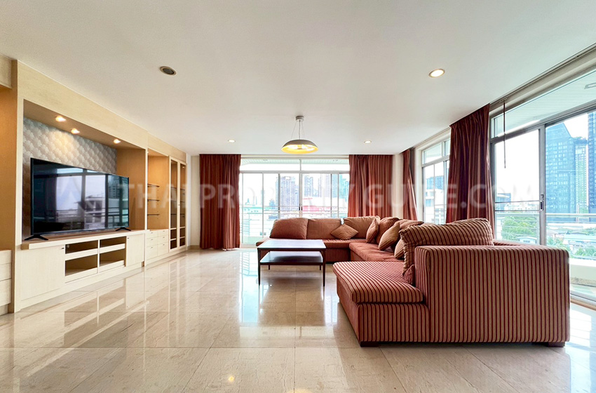 Apartment in Sukhumvit 