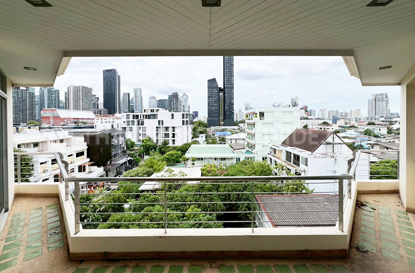 Apartment in Sukhumvit 