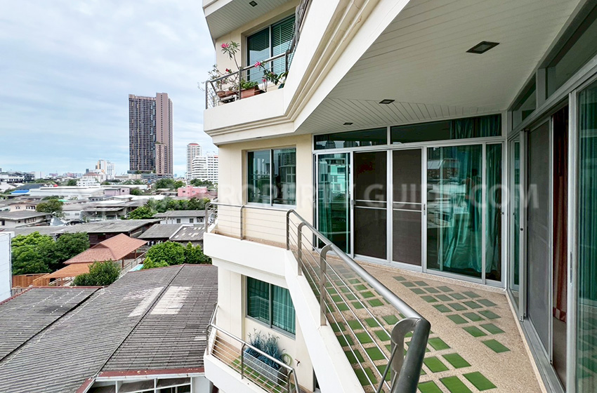 Apartment in Sukhumvit 