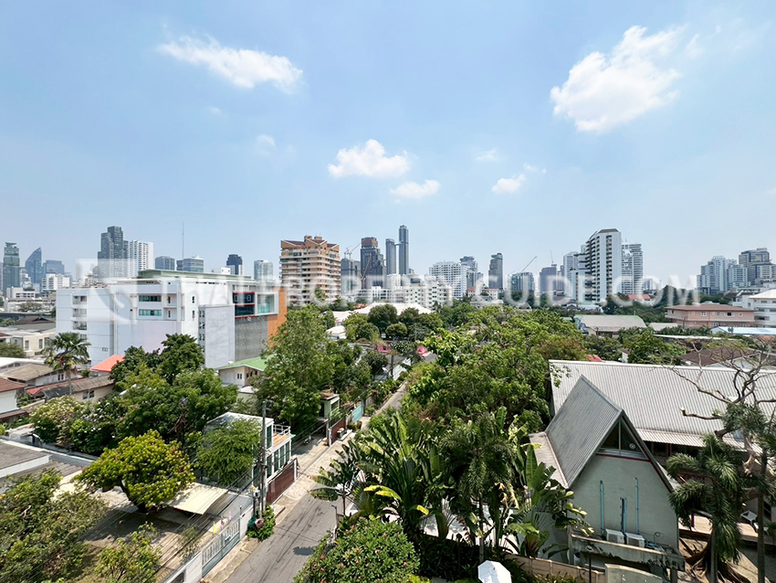 Apartment in Sukhumvit 