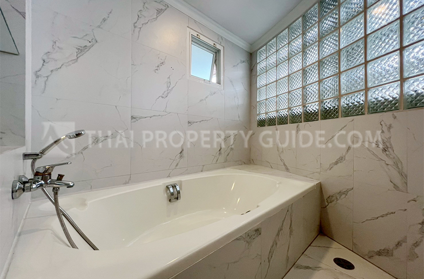 Apartment in Sukhumvit 