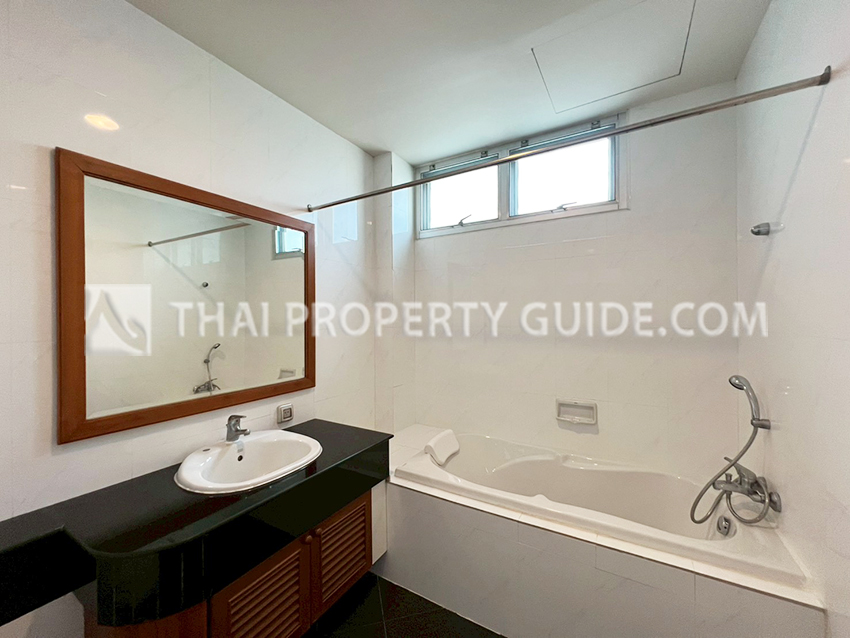 Apartment in Sukhumvit 