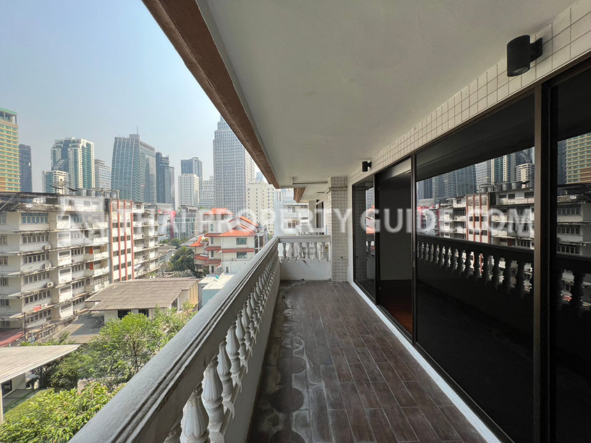 Apartment in Sukhumvit 