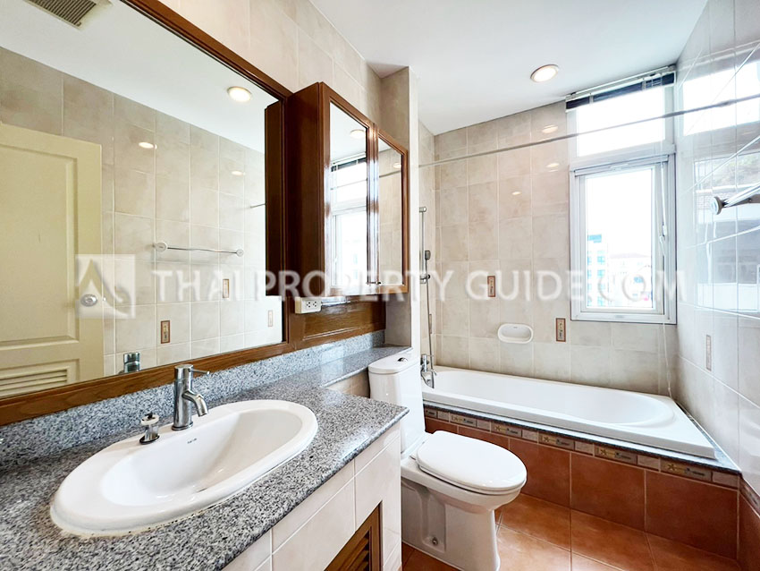 Apartment in Sukhumvit 