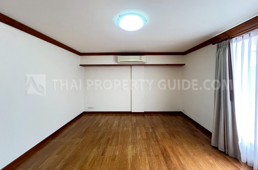 Apartment in Sukhumvit 