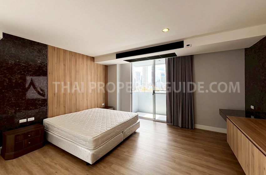 Apartment in Sukhumvit 