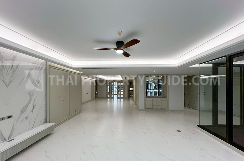Apartment in Sukhumvit 