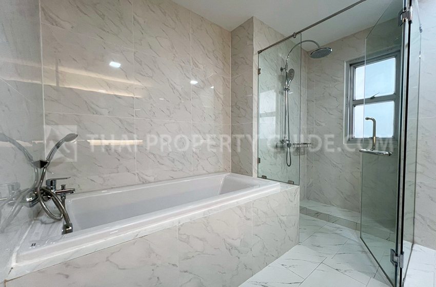 Apartment in Sukhumvit 