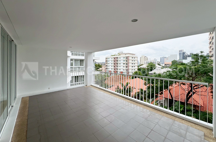 Apartment in Sukhumvit 