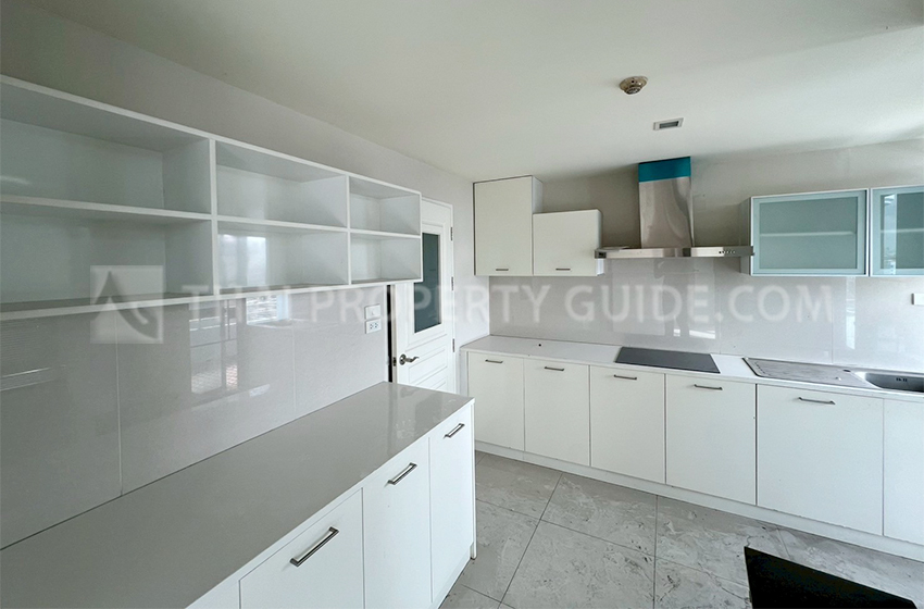 Apartment in Sukhumvit 