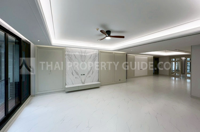 Apartment in Sukhumvit 
