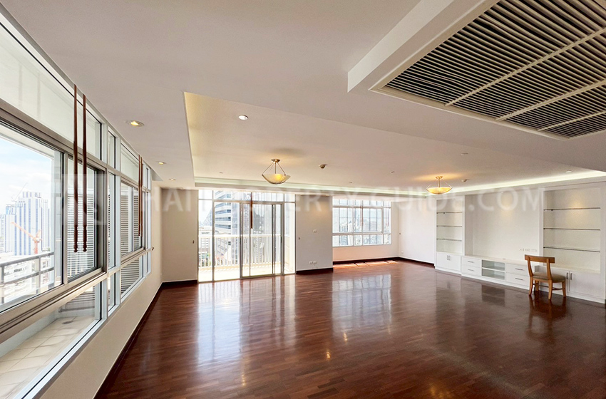 Apartment in Sukhumvit