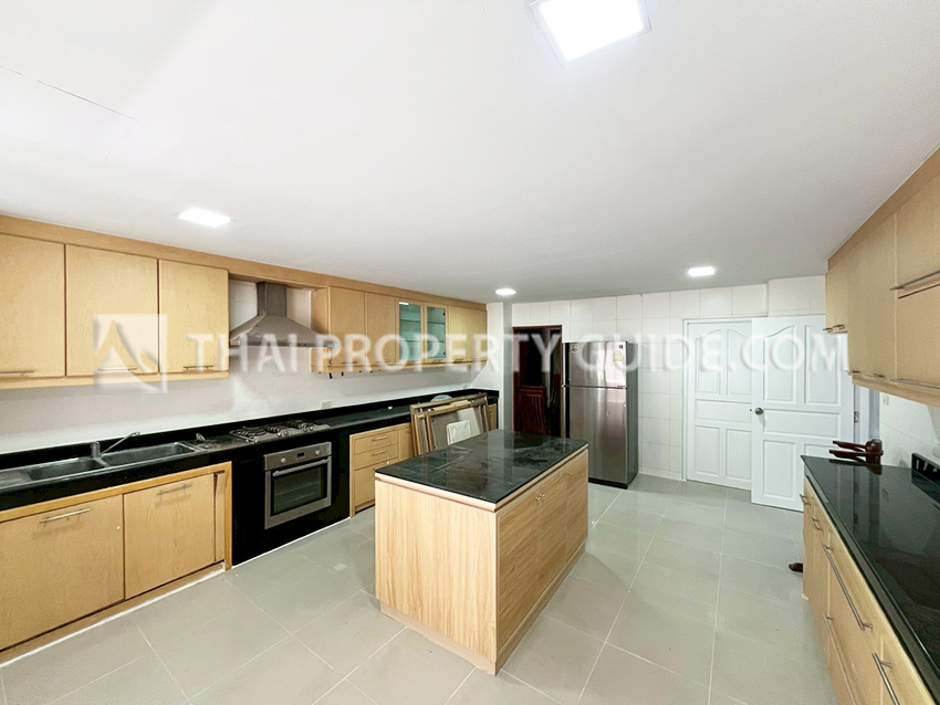 Apartment in Sukhumvit 