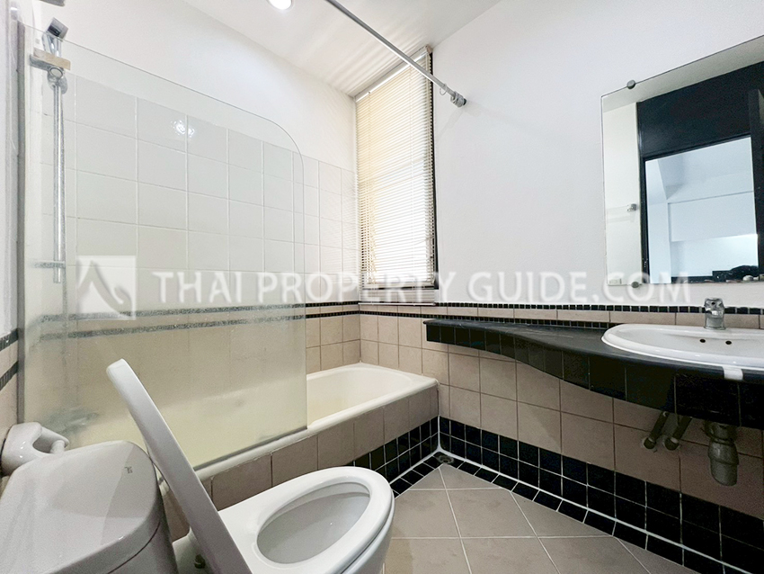 Apartment in Sukhumvit 