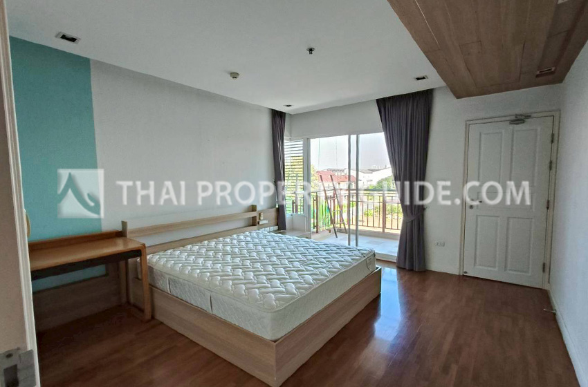 Condominium in Nichada Thani 