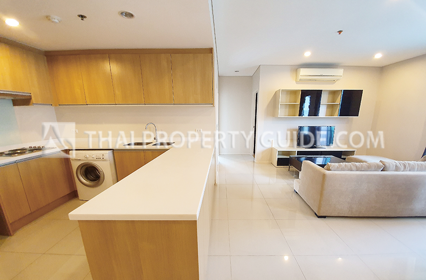 Condominium in New Petchburi 