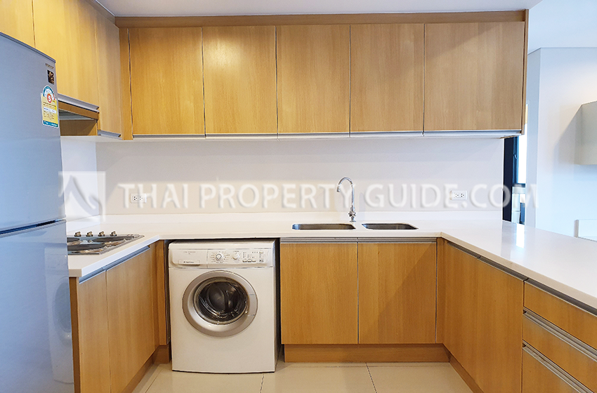 Condominium in New Petchburi 