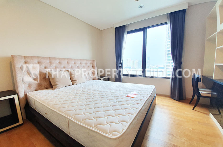 Condominium in New Petchburi 