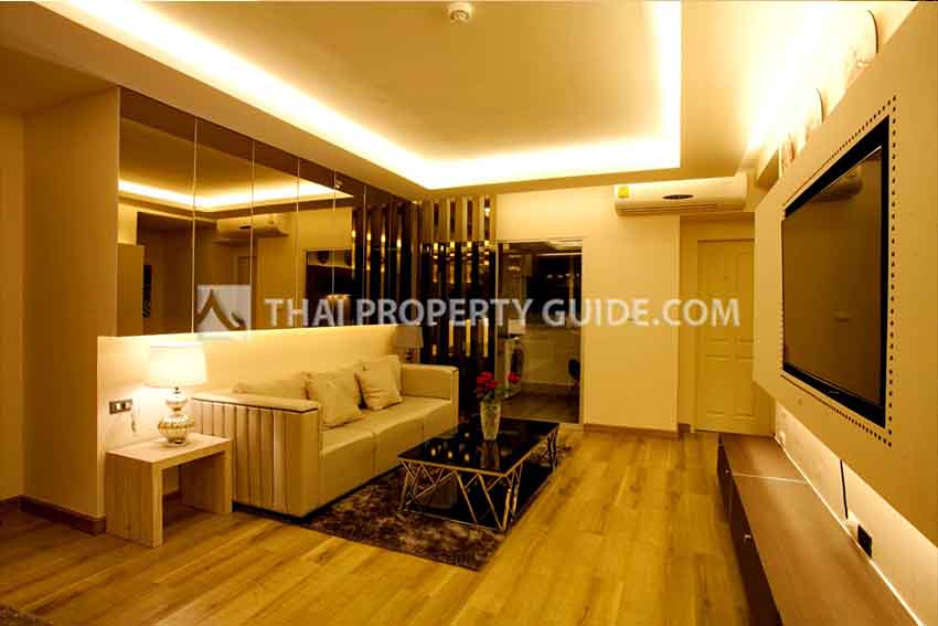 Condominium in New Petchburi 