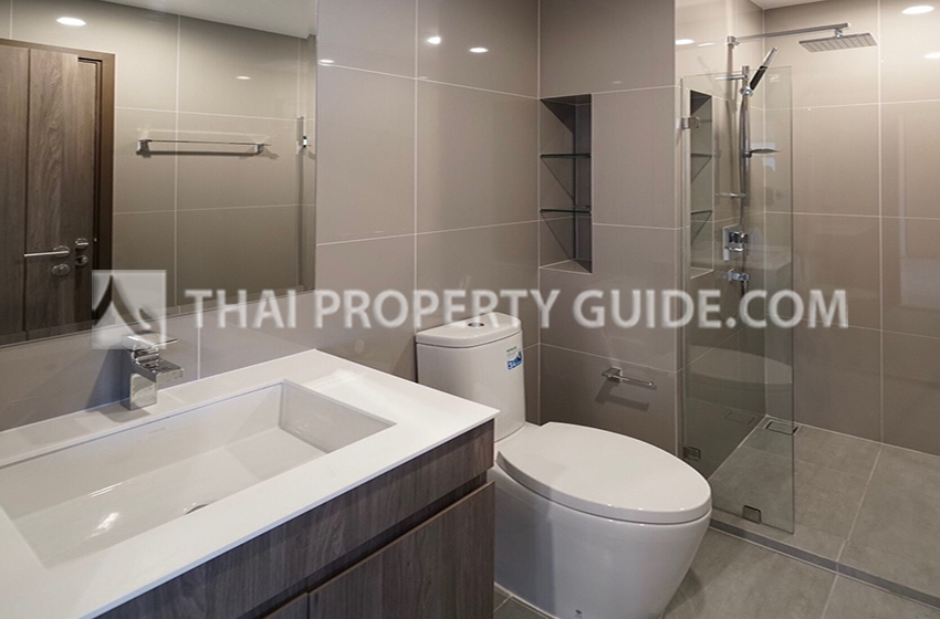 Condominium in New Petchburi 