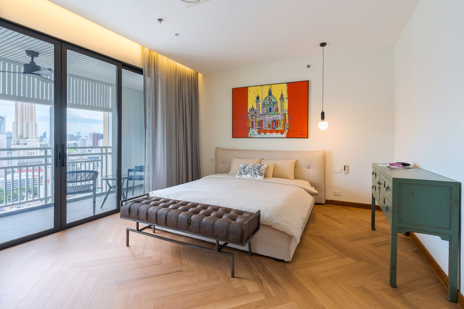 Condominium in New Petchburi 