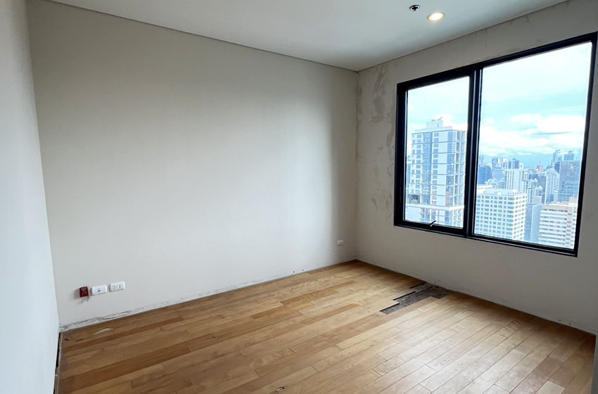 Condominium in New Petchburi 