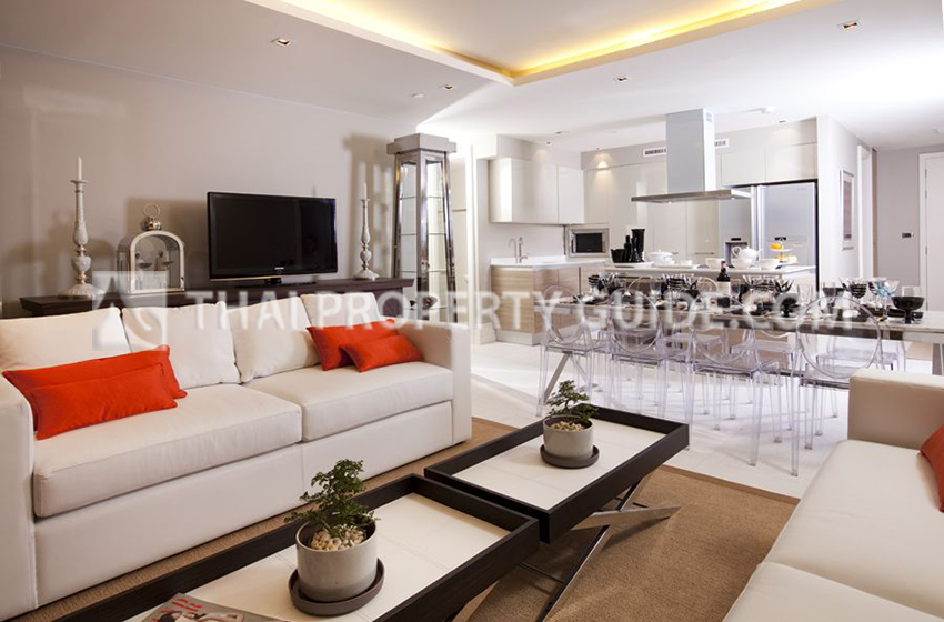 Condominium in Phaholyothin 