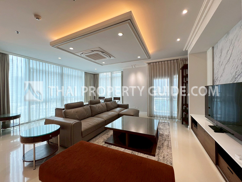 Condominium in Ploenchit : Athenee Residence 