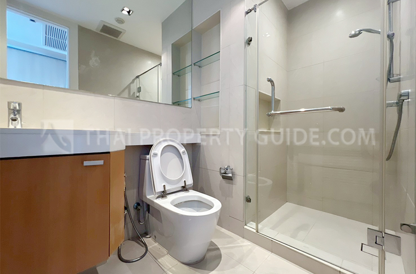 Condominium in Ploenchit : Athenee Residence 