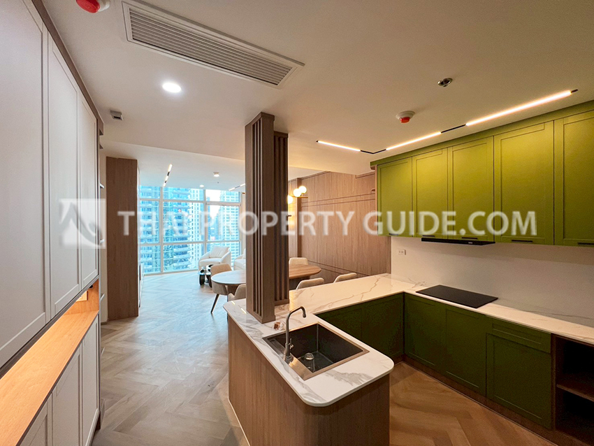 Condominium in Ploenchit : Athenee Residence 