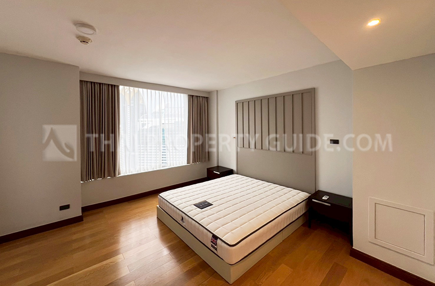 Condominium in Ploenchit 